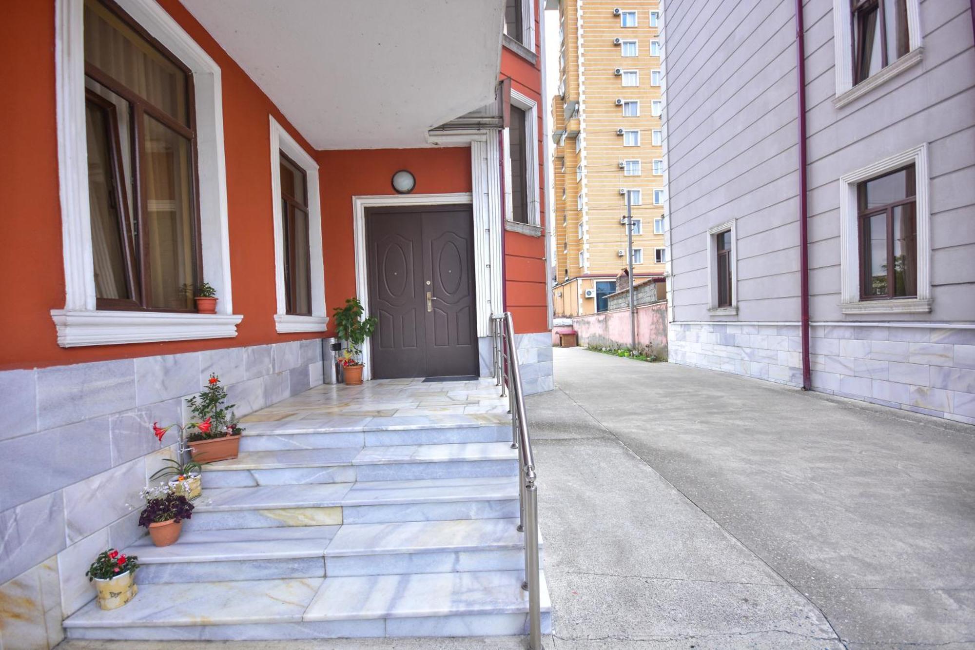 Family Apartments In Батуми Экстерьер фото