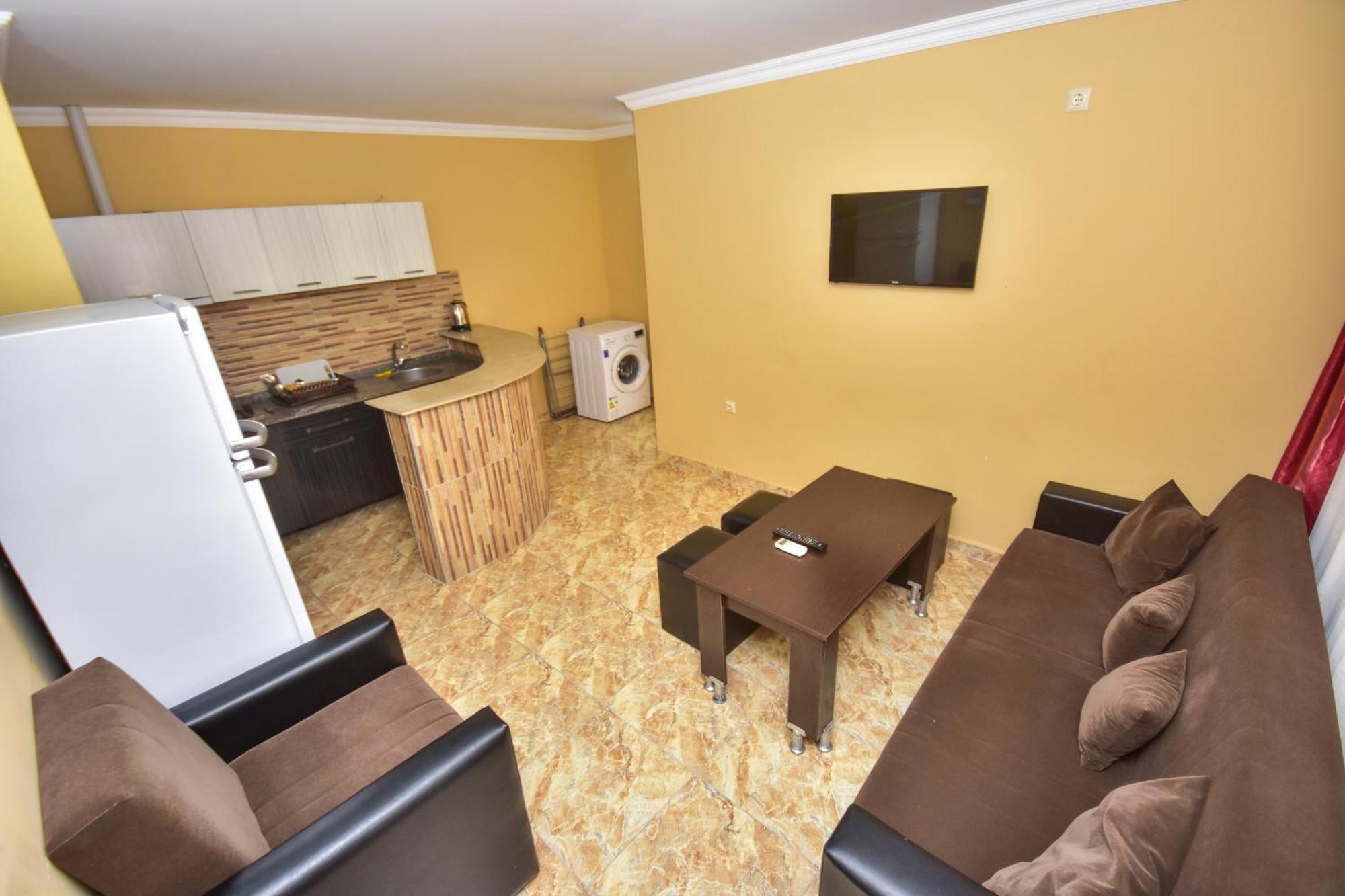 Family Apartments In Батуми Экстерьер фото