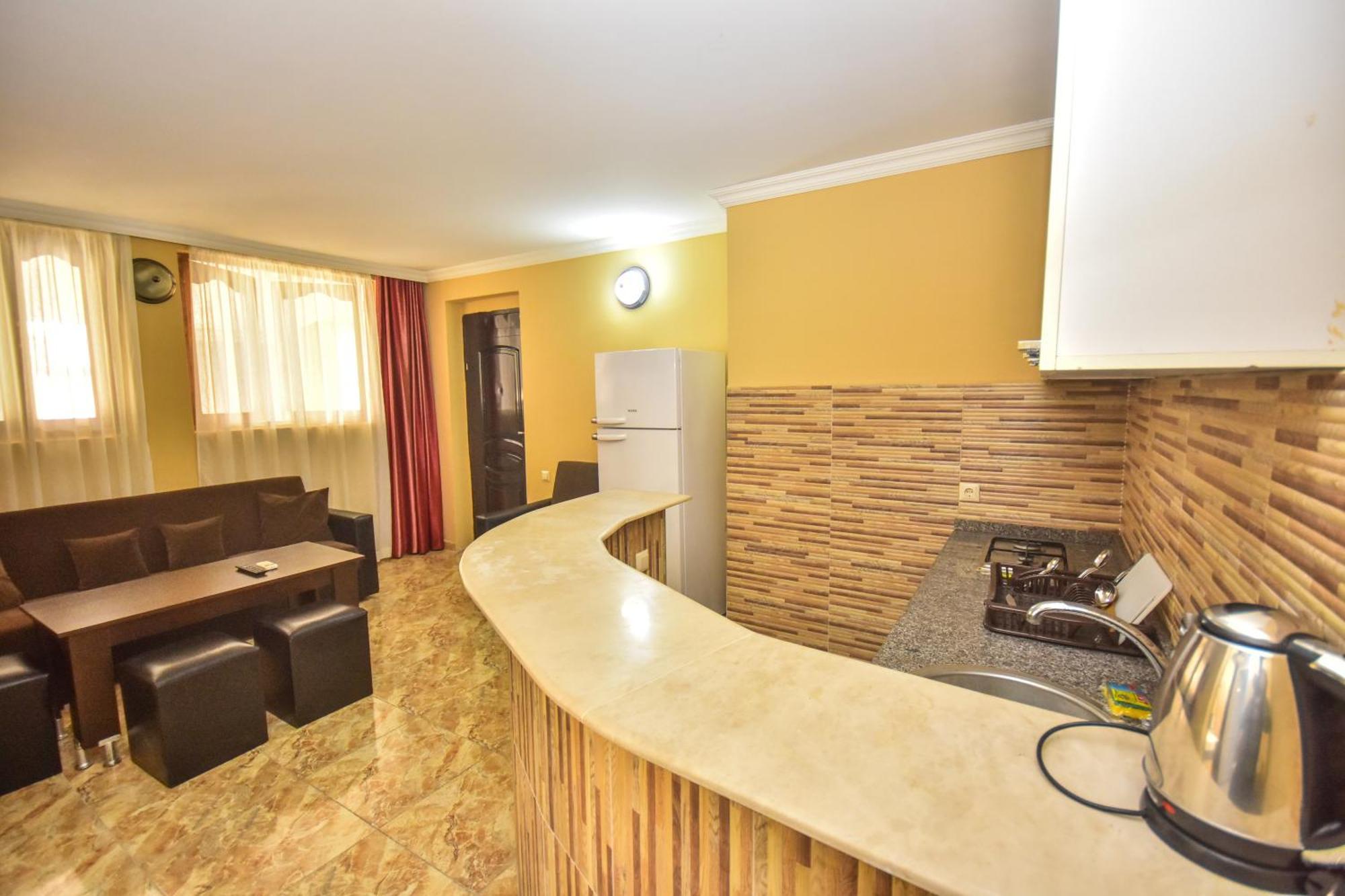 Family Apartments In Батуми Экстерьер фото